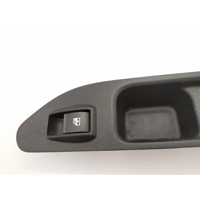 7356314640E PULSANTIERA ALZAVETRO PORTA ANTERIORE DESTRO USATO FIAT TIPO (356) SW 1.6 (DAL 2015 IN POI >)
