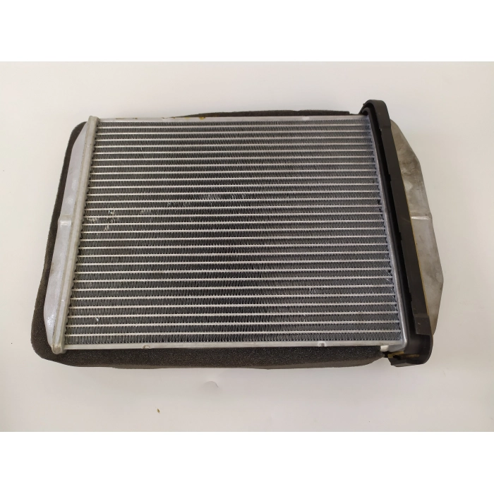 DRR09003 RADIATORE RISCALDAMENTO ABITACOLO USATO FIAT PANDA (312\319) 1.3 4X4 (DAL 2012 IN POI >)