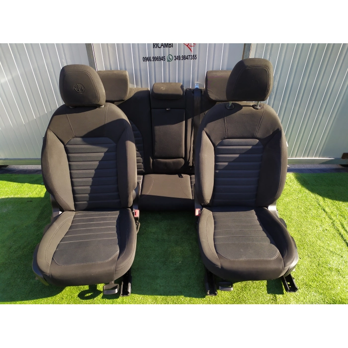 TAPPEZZERIA INTERNI SEDILI ANTERIORI + POSTERIORI ALFA ROMEO STELVIO (949) 2.2D 2016 IN POI > INTERNO