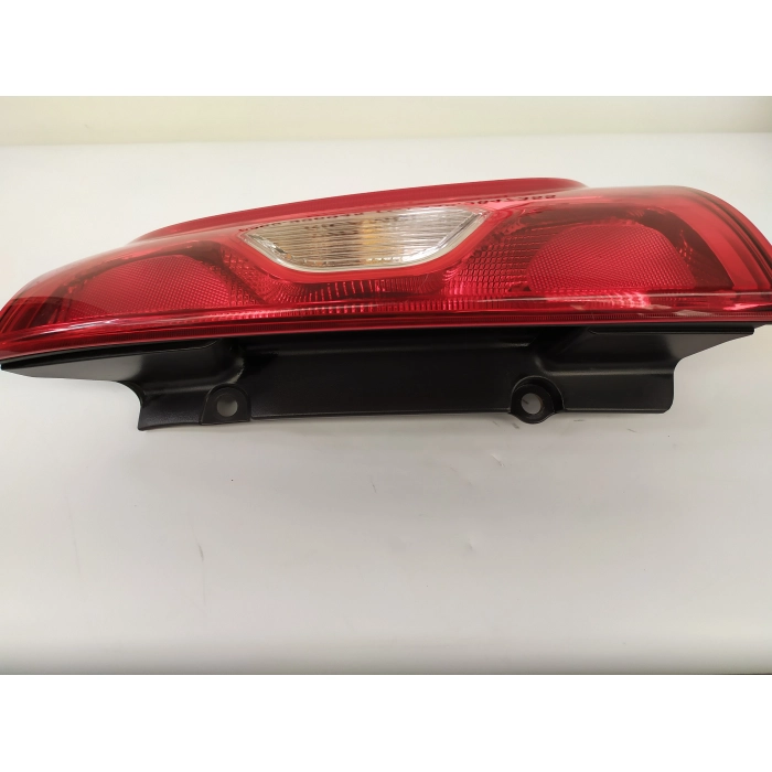 51843642 FANALE STOP USATO POSTERIORE DESTRO DX USATO FIAT PANDA (312\319) (DAL 2012 IN POI >)