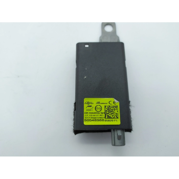 50548988 CENTRALINA AMPLIFICATORE ANTENNA TETTO ALFA ROMEO STELVIO - USATO -