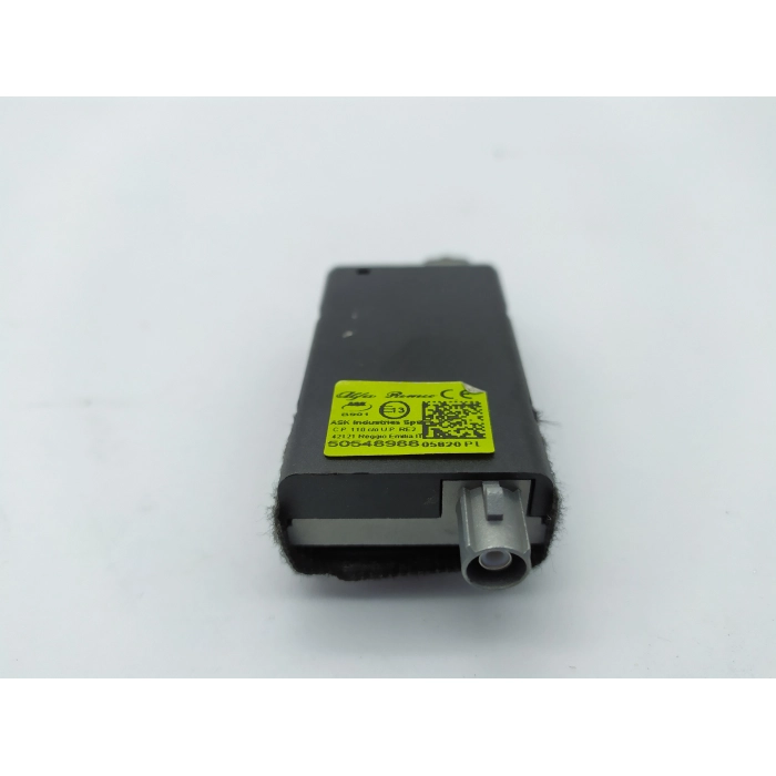 50548988 CENTRALINA AMPLIFICATORE ANTENNA TETTO ALFA ROMEO STELVIO - USATO -
