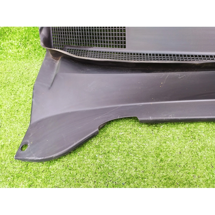 5UT09TRMA GRIGLIA ANTERIORE SOTTOPARABREZZA TERGICRISTALLO JEEP COMPASS -USATO- GOCCIOLATOIO