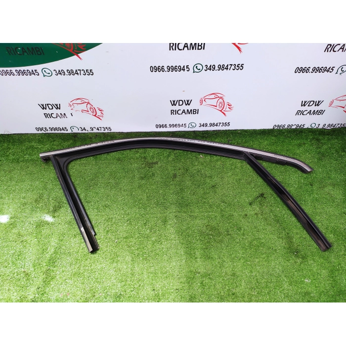 GUARNIZIONE CROMATA USATO PORTA ANTERIORE DESTRO DX JEEP COMPASS 2.0 CRD 4X4 (DAL 2016 IN POI >)