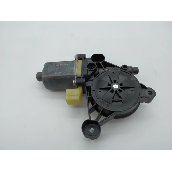 5Q0959801B MOTORINO ALZAVETRO USATO PORTA ANTERIORE SINISTRO SX VW GOLF VII 7 1.6 TDI (2012\2019)