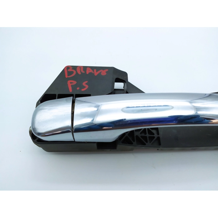 MANIGLIA ESTERNA CROMATA USATO PORTA POSTERIORE SINISTRO SX FIAT BRAVO 1.6 (2007\2014) 2008
