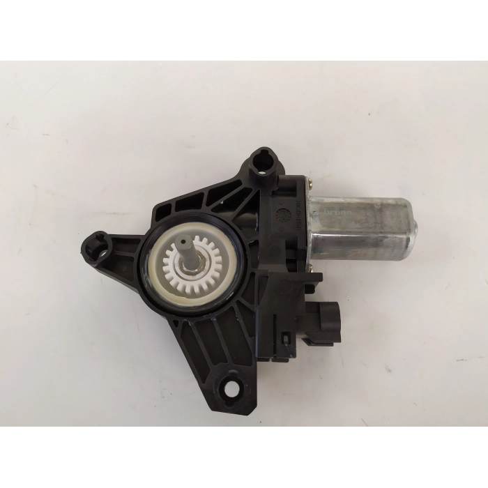 C37707-101 MOTORINO ALZAVETRO PORTA POSTERIORE DESTRO DX USATO FIAT 500X 1.3 MTJ (DAL 2014 IN POI >)