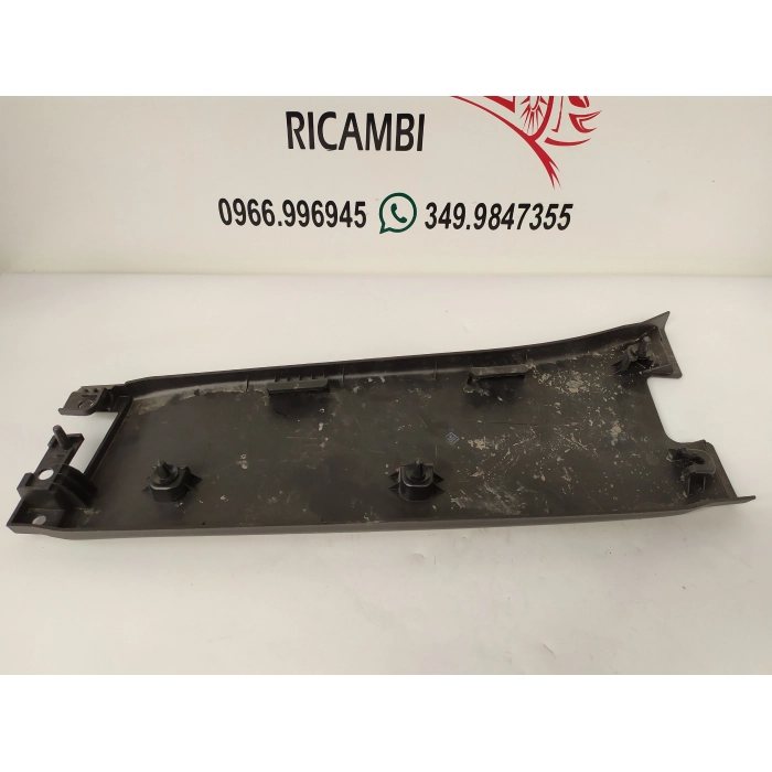 735490416 RIVESTIMENTO MONTANTE LATO DESTRO DX USATO FIAT PANDA (312\319) 1.3 (DAL 2012 IN POI >) 2017