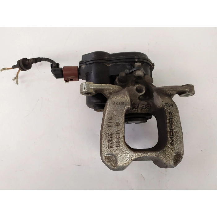 32353471C PINZA FRENO USATO POSTERIORE DESTRO DX FIAT 500X 1.3 MTJ (DAL 2014 IN POI >)