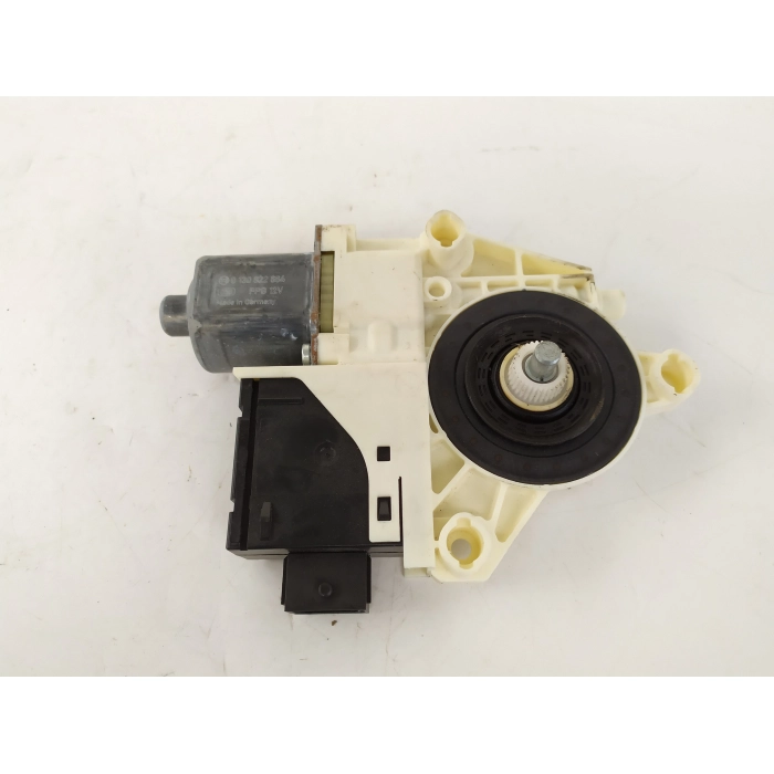 C44131-104 MOTORINO ALZAVETRO ANTERIORE DESTRO DX USATO JEEP RENEGADE (BU) 1.6 CRD (DAL 2014 IN POI >)