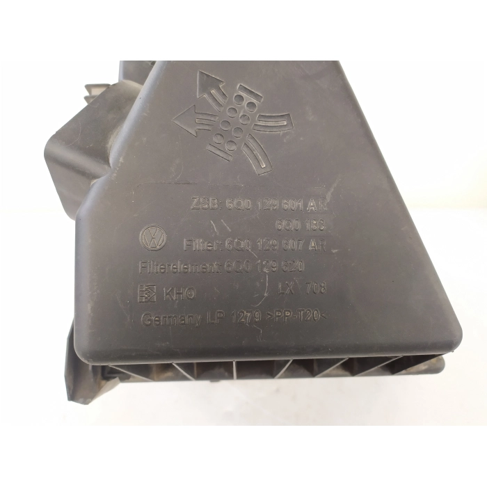 6Q0129601AR SCATOLA PORTA FILTRO ARIA AIRBOX USATO VW POLO (9N) 1.4 TDI (2001\2009)