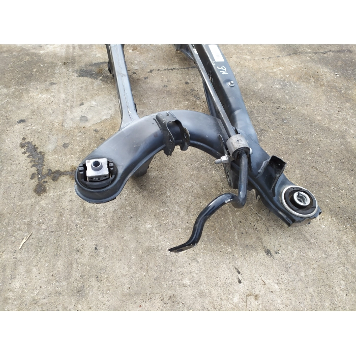 2133509707 PONTE ASSALE POSTERIORE POST USATO CENTRALE MERCEDES CLASSE E (W213) E220D (DAL 2016 IN POI >)