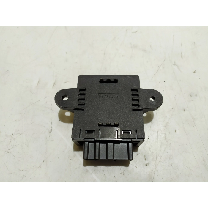 LU5T-14B534-AE CENTRALINA PORTA POSTERIORE DESTRO DX USATO FORD PUMA ST-LINE (DAL 2019 >)
