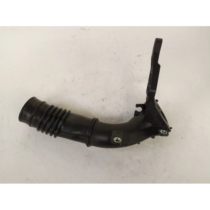 AV2Q-9351-AE TUBO MANICOTTO ALTAPRESSIONE INTERCOOLER USATO FORD FIESTA 1.6 TDCI (2008\2017)