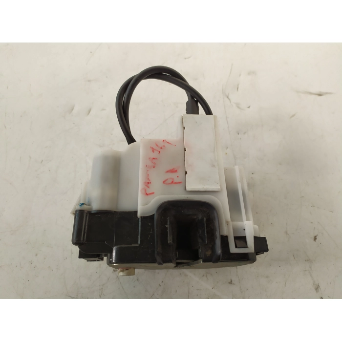 51826983 SERRATURA CHIUSURA PORTA POSTERIORE DESTRO DX USATO FIAT PANDA (169) 1.2 (2003\2013)