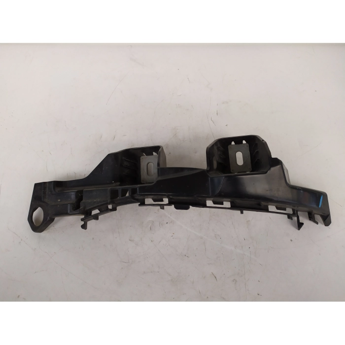 A2058850365 STAFFA PARAURTI POSTERIORE POST LATO SINISTRO SX USATO MERCEDES CLASSE C W205 (2014\2021) 2016