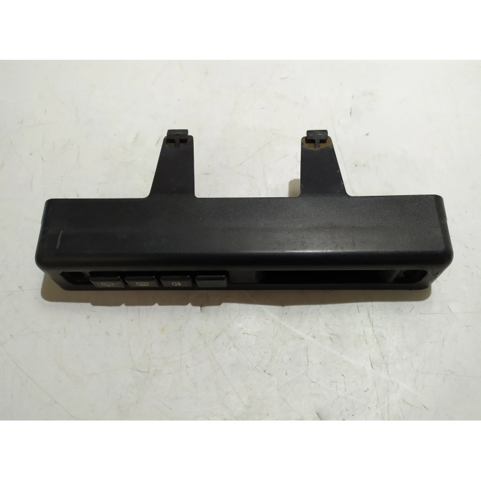 PULSANTE PULSANTIERA INTERRUTTORE CENTRALE USATO FIAT UNO 1.0 (1989\1995) 1990