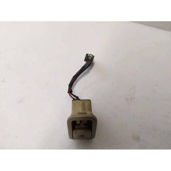 93555-2B000 PULSANTE INTERRUTTORE SPORTELLINO CARBURANTE HYUNDAI SANTA FE 2006-2012