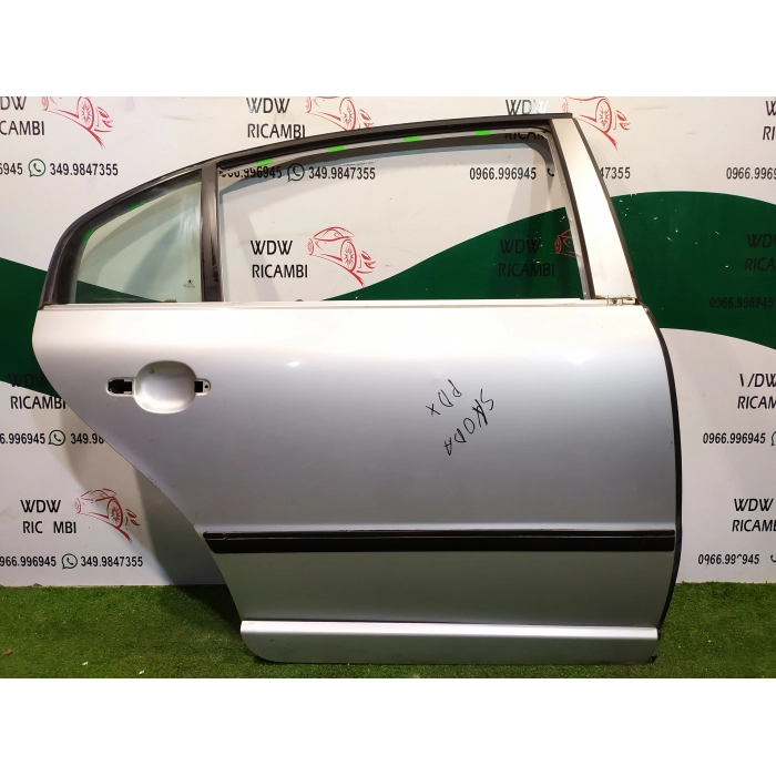 PORTA PORTIERA SPORTELLO POSTERIORE POST DESTRO DX SKODA SUPERB 2001 / 2008 DESTRO