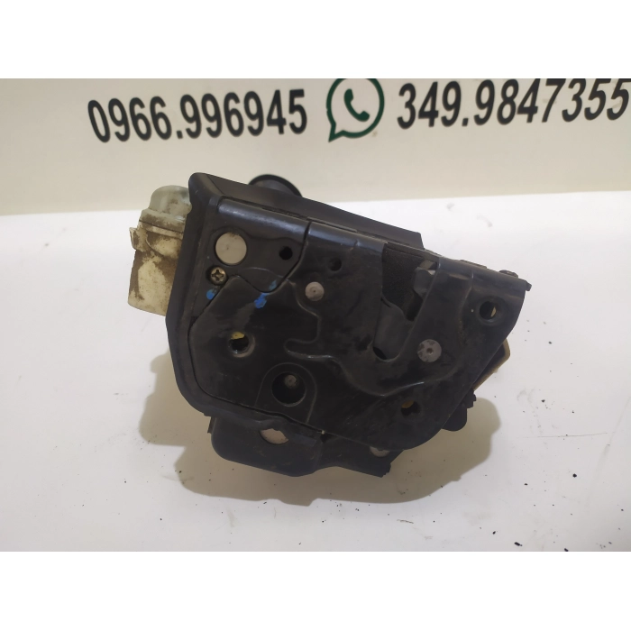 SERRATURA CHIUSURA ELETTRICA PORTA ANTERIORE ANT SINISTRO SX USATO AUDI A3 8P 1.9 (2008 / 2013) 2009