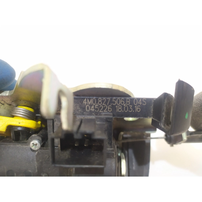 4M0827506B SERRATURA PORTELLONE POSTERIORE POST USATO AUDI A4 AVANT (B9) (DAL 2015 IN POI >)