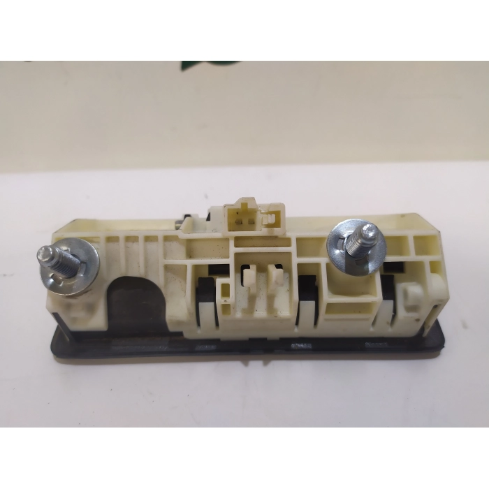 5N0827566T PULSANTE APERTURA PORTELLONE POSTERIORE POST USATO AUDI Q3 8U 2.0 TDI (2011\2018)