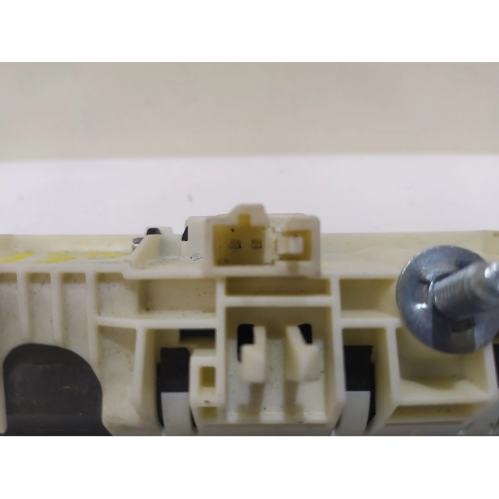 5N0827566T PULSANTE APERTURA PORTELLONE POSTERIORE POST USATO AUDI Q3 8U 2.0 TDI (2011\2018)