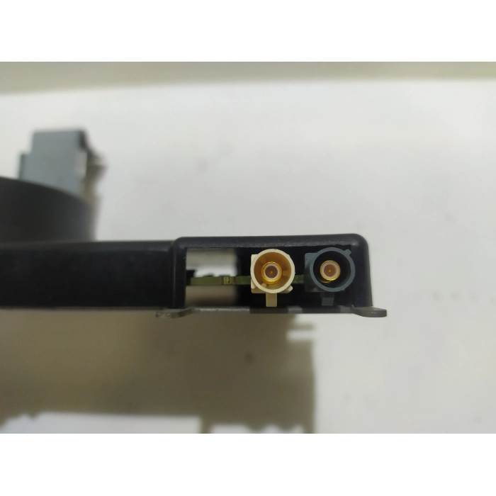 8P4035225D CENTRALINA AMPLIFICATORE ANTENNA PORTELLONE POSTERIORE POST USATO AUDI A3 8P 1.9 (2008 / 2013) 2009