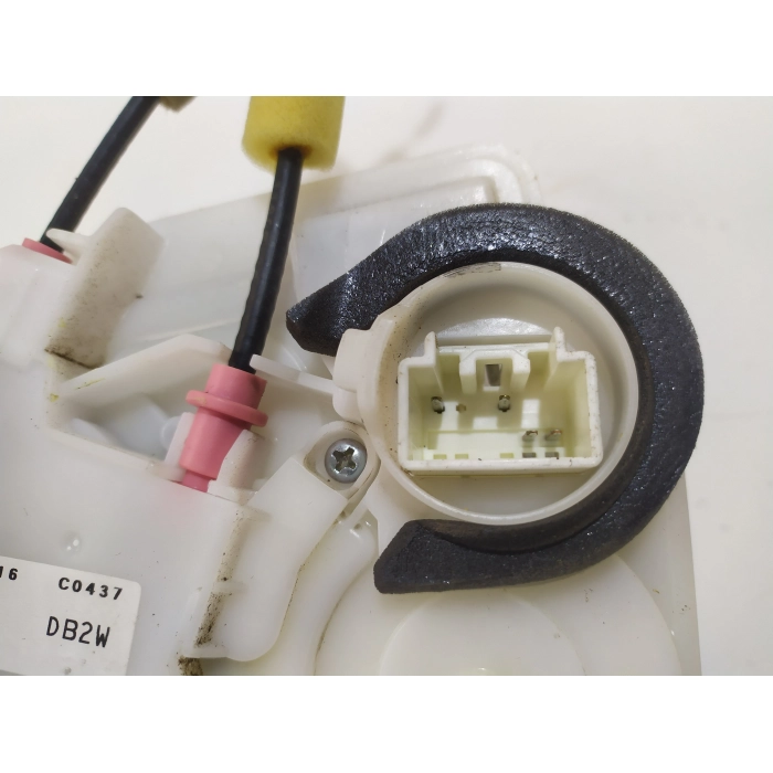 7E16C0437 SERRATURA CHIUSURA PORTA ANTERIORE DESTRO DX USATO MAZDA CX-3 ( DAL 2015 IN POI >)