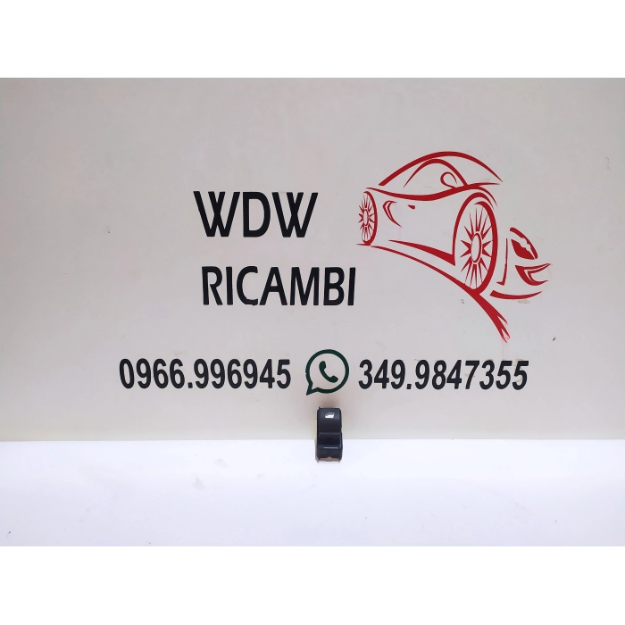 98044803ZD PULSANTE ALZAVETRO PORTA POSTERIORE DESTRO DX USATO PEUGEOT 3008 II 2° (DAL 2016 > IN POI)