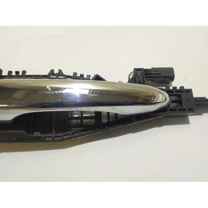 P04787999AA MANIGLIA ESTERNA PORTA ANTERIORE SINISTRO SX USATO MASERATI LEVANTE (DAL 2016 IN POI>)
