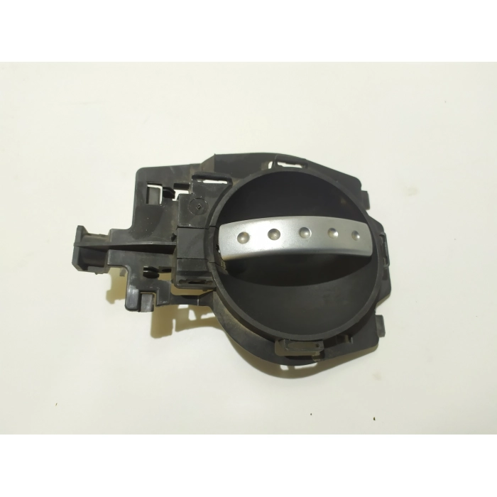 9647164577 MANIGLIA INTERNA PORTA ANTERIORE SINISTRO SX USATO CITROEN C2 1.4 HDI (2003\2009) 2004