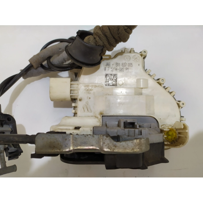 8X1837015 SERRATURA CHIUSURA PORTA ANTERIORE SINISTRO SX USATO
AUDI A3 8V 3P (2012\2019) 2016