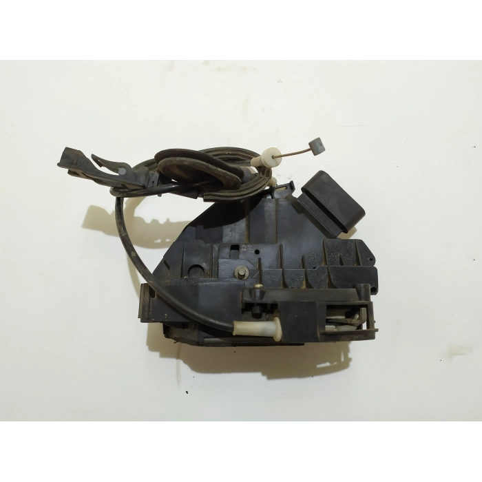 8A6A-A21812-BA SERRATURA CHIUSURA PORTA ANTERIORE DESTRO DX USATO FORD FIESTA 1.4 TDCI (2008\2017) 2009