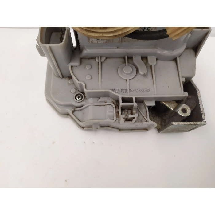 51833762 SERRATURA ELETTRICA PORTA POSTERIORE DESTRO DX USATO LANCIA YPSILON (312\319) 1.2 (DAL 2011 IN POI >)