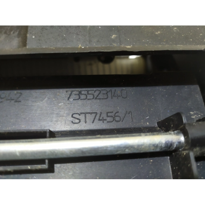 735523140 CASSETTO VANO PORTAOGGETTI USATO LATO DESTRO DX FIAT 500L 1.3 MTJ (DAL 2012 IN POI >)