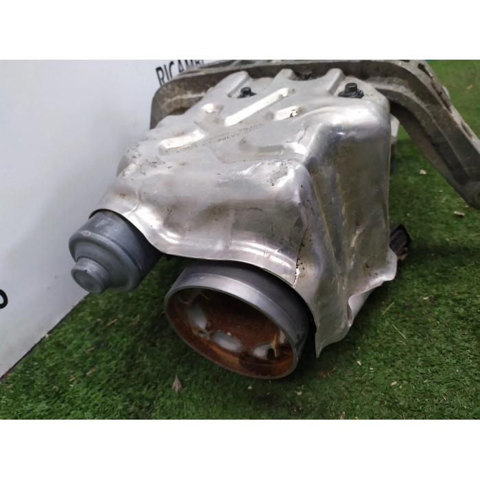 DIFFERENZIALE POSTERIORE POST RANGE ROVER EVOQUE 2.0 DIESEL 2011-2018 JAGUAR E-PACE