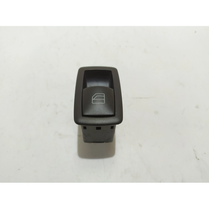 A2518200510 PULSANTE ALZAVETRO POSTERIORE DESTRO \ SINISTRO USATO MERCEDES CLASSE A (W169) A180