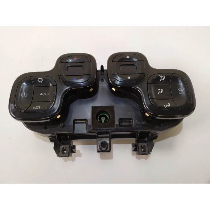 735536764 CENTRALINA GRUPPO COMANDI CLIMA A\C AUTOMATICO USATO FIAT PANDA (312\319) 1.3 (DAL 2012 IN POI >)