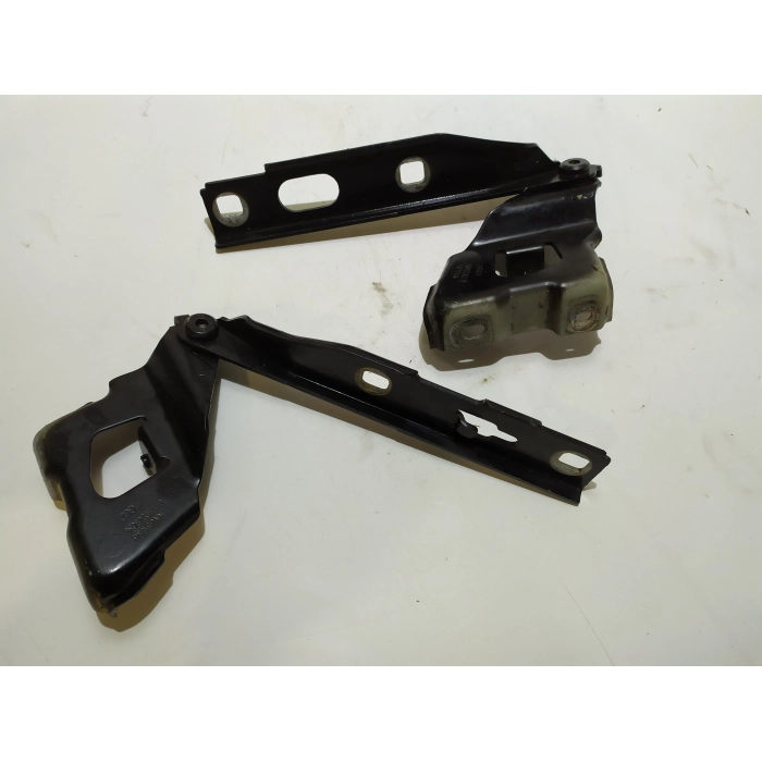 8K0823302D COPPIA CERNIERA CERNIERE COFANO ANTERIORE ANT USATO AUDI A4 (B8) ALLROAD (2007\2016)
