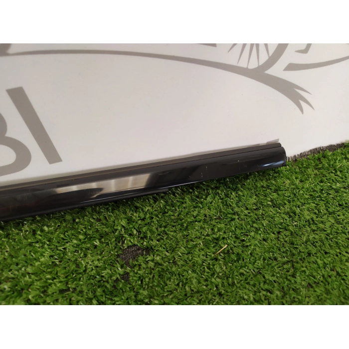 80A853283 RASCHIAVETRO NERO PORTA ANTERIORE SINISTRO SX USATO AUDI Q5 (FY) RESTYLING ANNO 2020