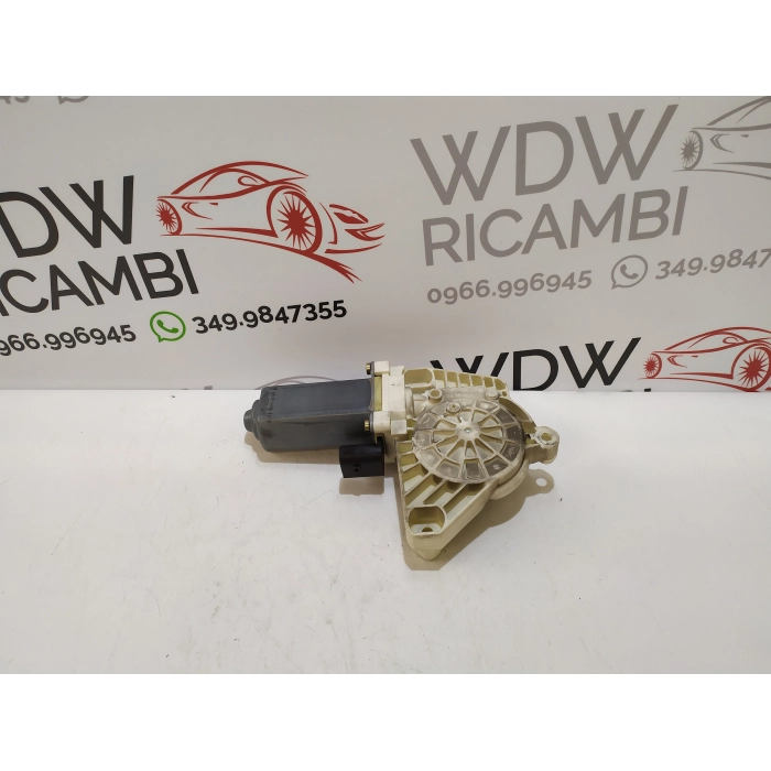 A1698201542 MOTORINO ALZAVETRO PORTA ANTERIORE SINISTRO SX USATO MERCEDES CLASSE A (W169) (2004\2012)