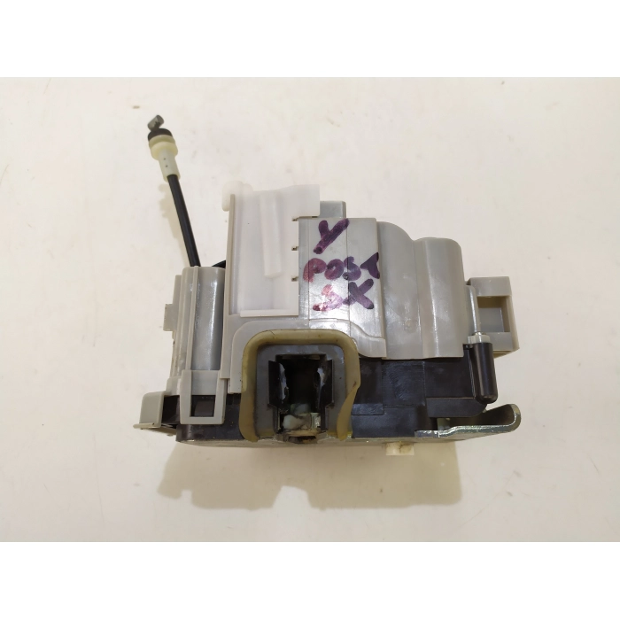 51926060 SERRATURA ELETTRICA 4 PIN POSTERIORE SINISTRO SX USATO LANCIA YPSILON (312\319) (DAL 2011 IN POI >)