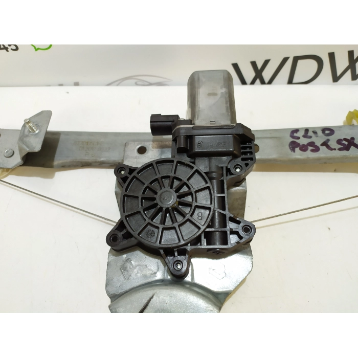 827010501R ALZAVETRO PORTA POSTERIORE SINISTRO SX USATO RENAULT CLIO IV (2012\2019)