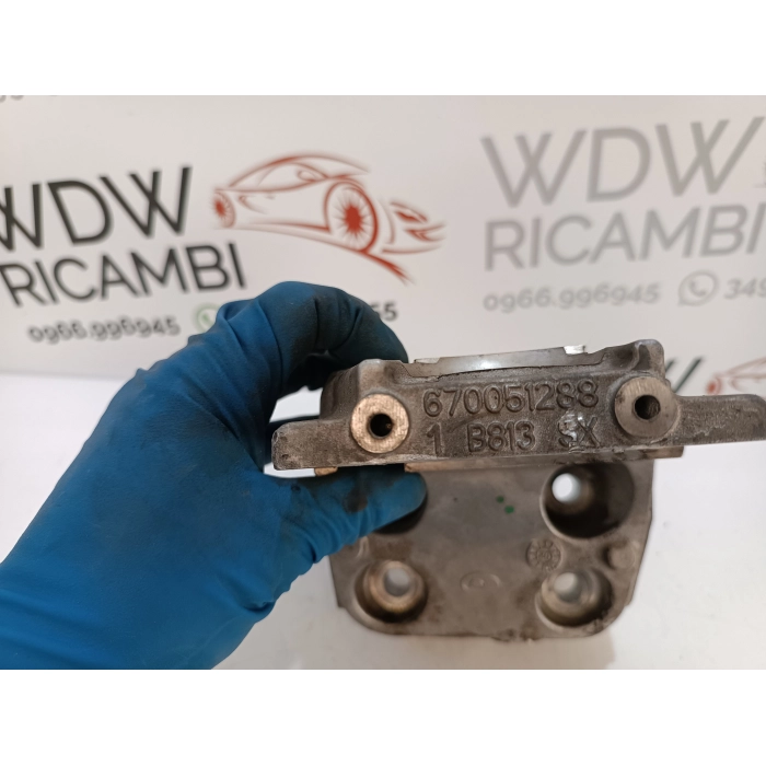 670051288 STAFFA MOTORE LATO SINISTRO SX USATO ALFA ROMEO STELVIO Q4 QUADRIFOGLIO 2.9 (DAL 2016 IN POI >)