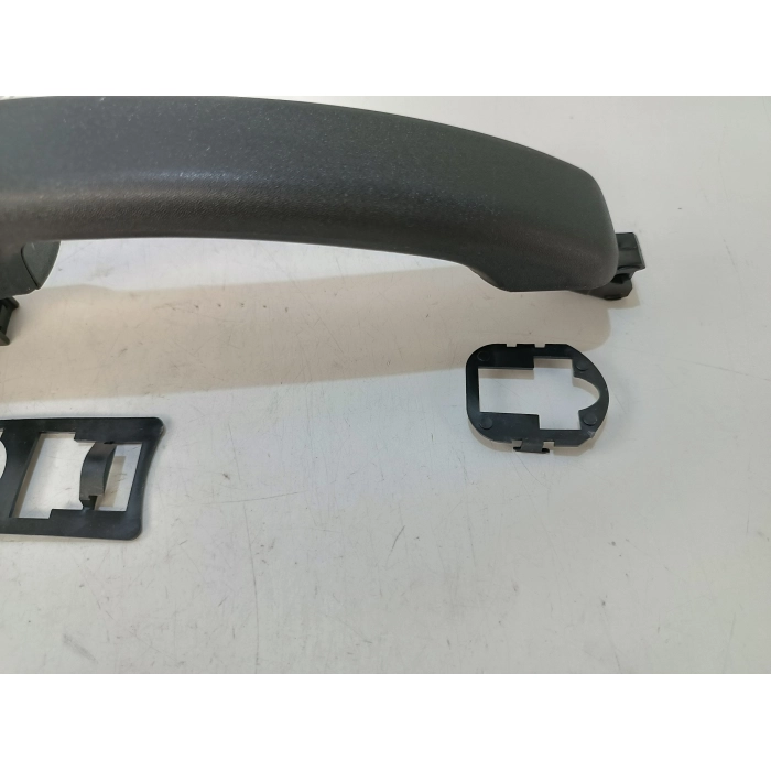 6010-04-053401P MANIGLIA ESTERNA PORTA ANTERIORE DESTRO \ SINISTRO NUOVO RENAULT MASTER 3° (DAL 2010 IN POI >)