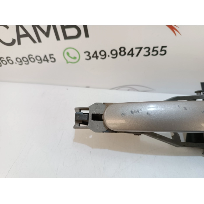MANIGLIA ESTERNA APRI PORTA ANTERIORE DESTRO DX USATO SKODA FABIA 1.6 TDI (2007\2014)