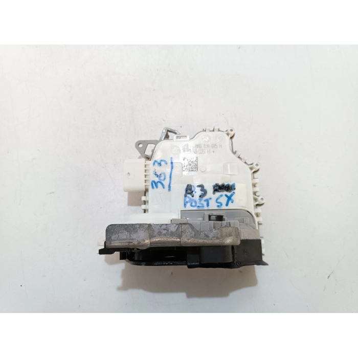8K0839015H ART.27366 SERRATURA ELETTRICA 5 PIN PORTA POSTERIORE SINISTRO SX USATO AUDI A3 8V (2012\2019) 2016