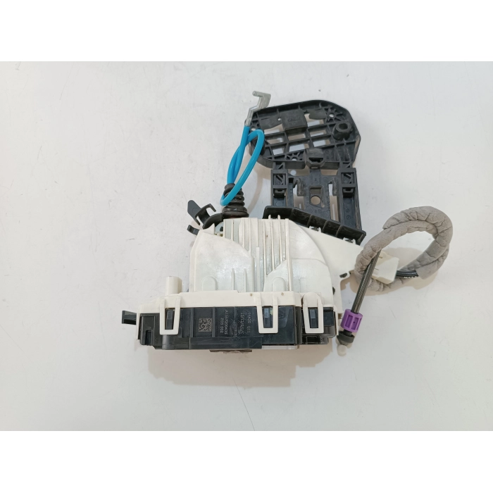 A1667200435 ART.27441 SERRATURA CHIUSURA PORTA ANTERIORE DESTRO DX USATO MERCEDES CLASSE A W176 3° (2012\2018)