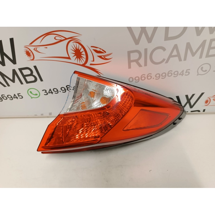 STOP FANALE POSTERIORE POST ESTERNO DESTRO DX TOYOTA C-HR CHR DAL 2016 IN POI 81550-F4010